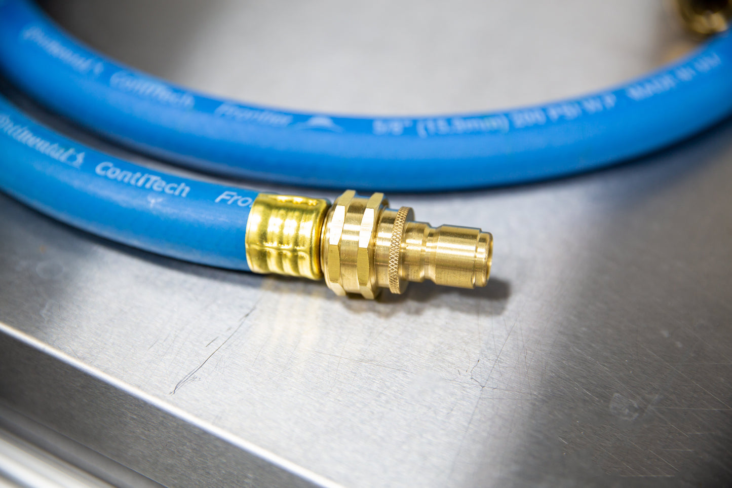 Tuyau d'arrosage en laiton avec bouchon QD mâle 3/4"