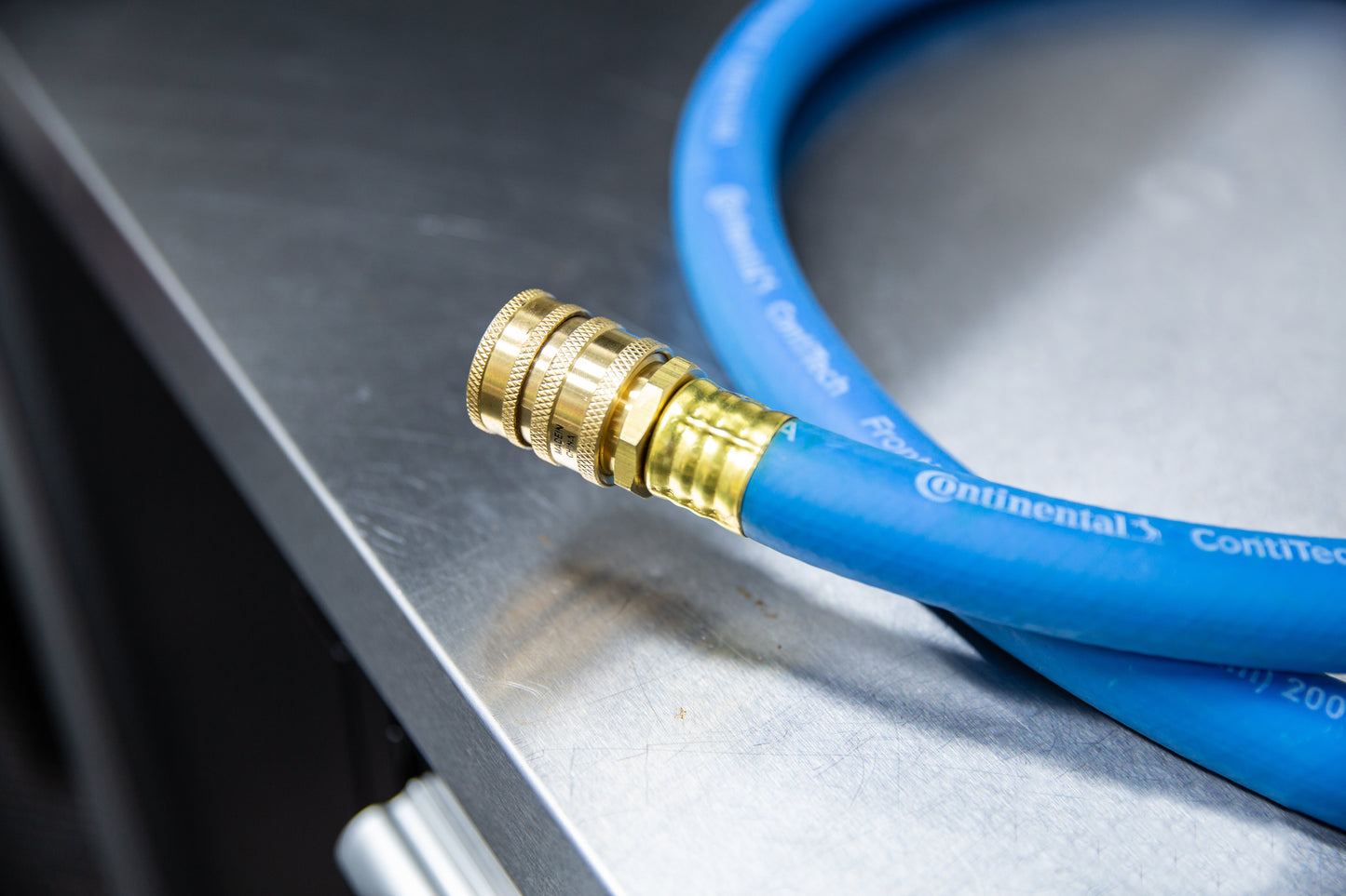 Raccord rapide femelle 3/4" pour tuyau d'arrosage en laiton