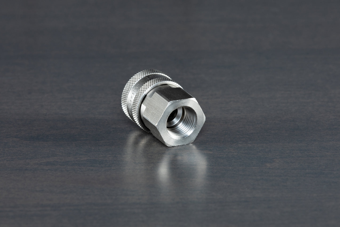 Mosmatic T304 SS 3/8" Female QD Coupler