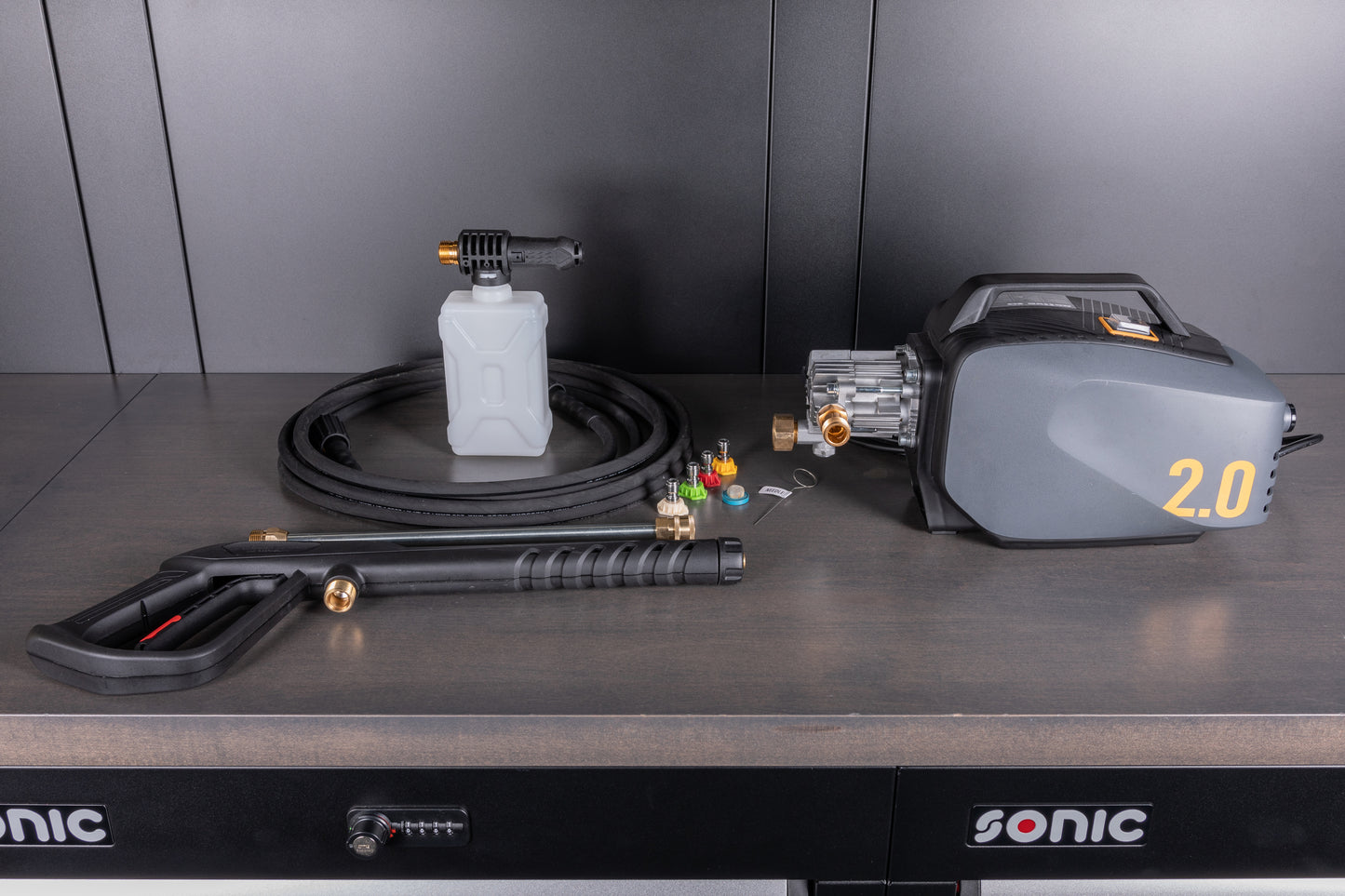 Active 2.0 Pressure Washer with Accessories