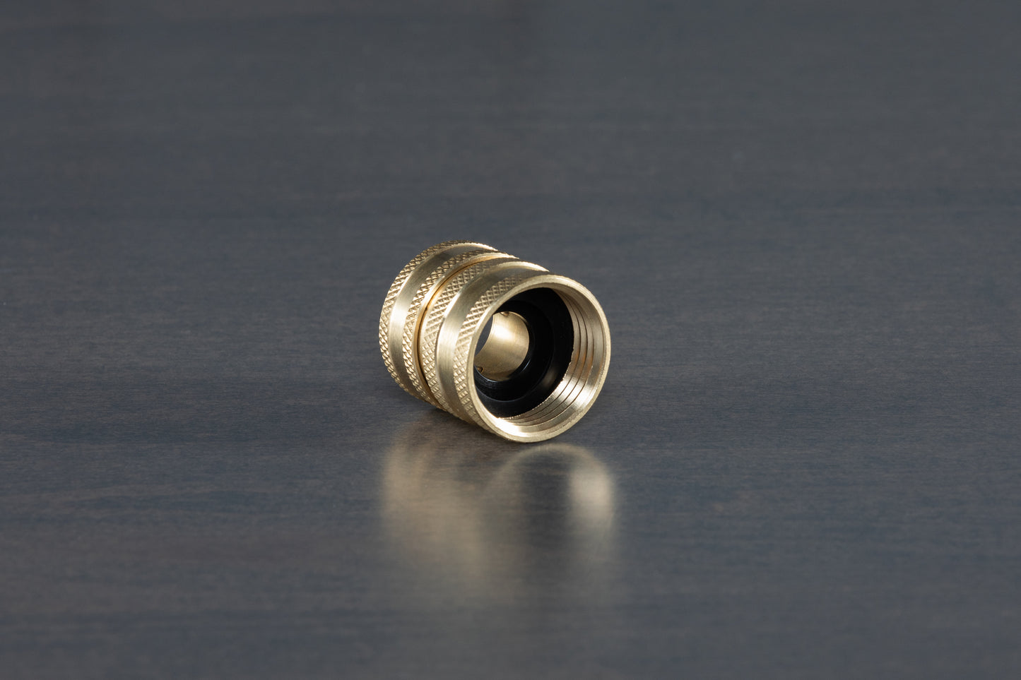 Raccord rapide femelle 3/4" pour tuyau d'arrosage en laiton