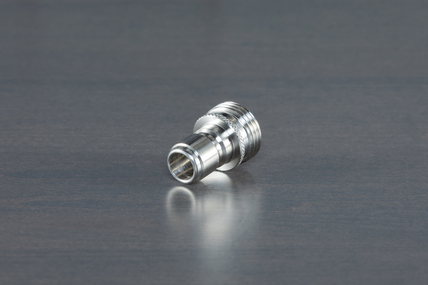 Tuyau d'arrosage en acier inoxydable avec connecteur mâle QD de 3/4 po