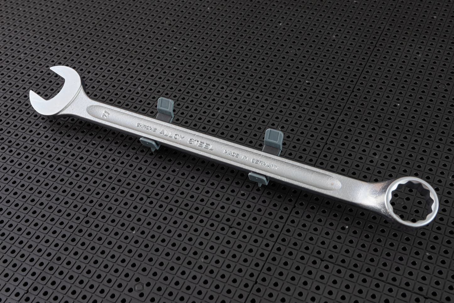 Porte-clé à grille d'outils