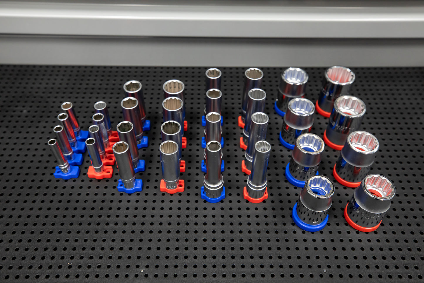 Porte-douille à grille d'outils