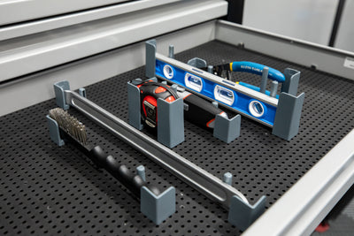 Support universel pour grille à outils