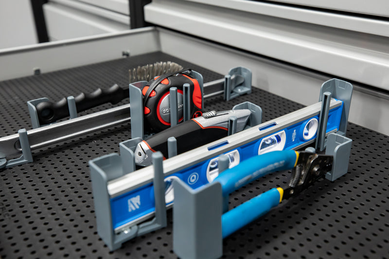 Support universel pour grille à outils