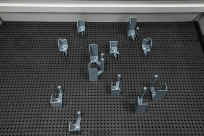 Support universel pour grille à outils
